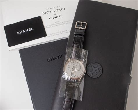 chanel jumping hour